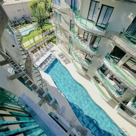 Expensive Apartments, But Won't Find Better *